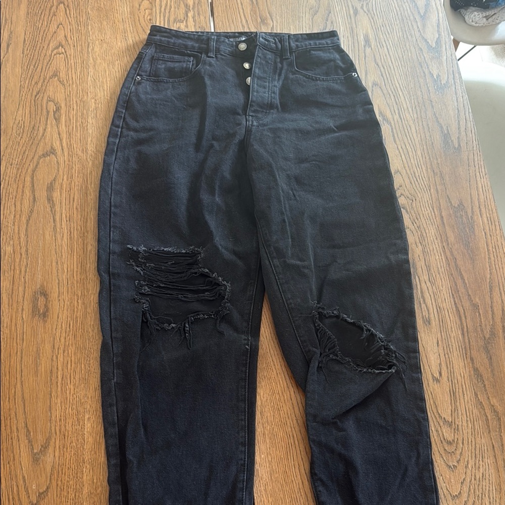 PrettyLittleThing Black Distressed Jeans